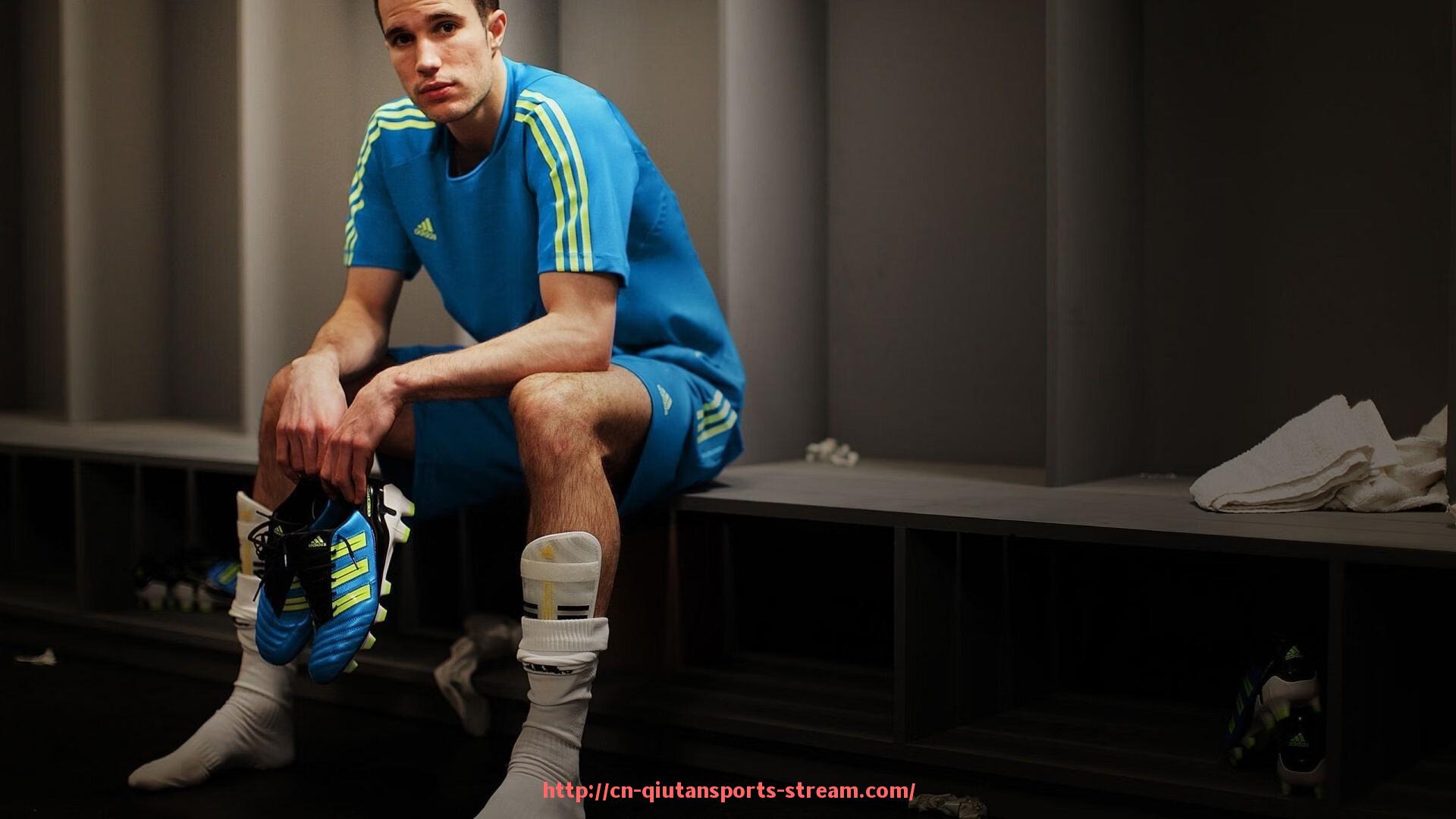 球探体育-健身器材中股外肌训练器械使用方法与注意事项